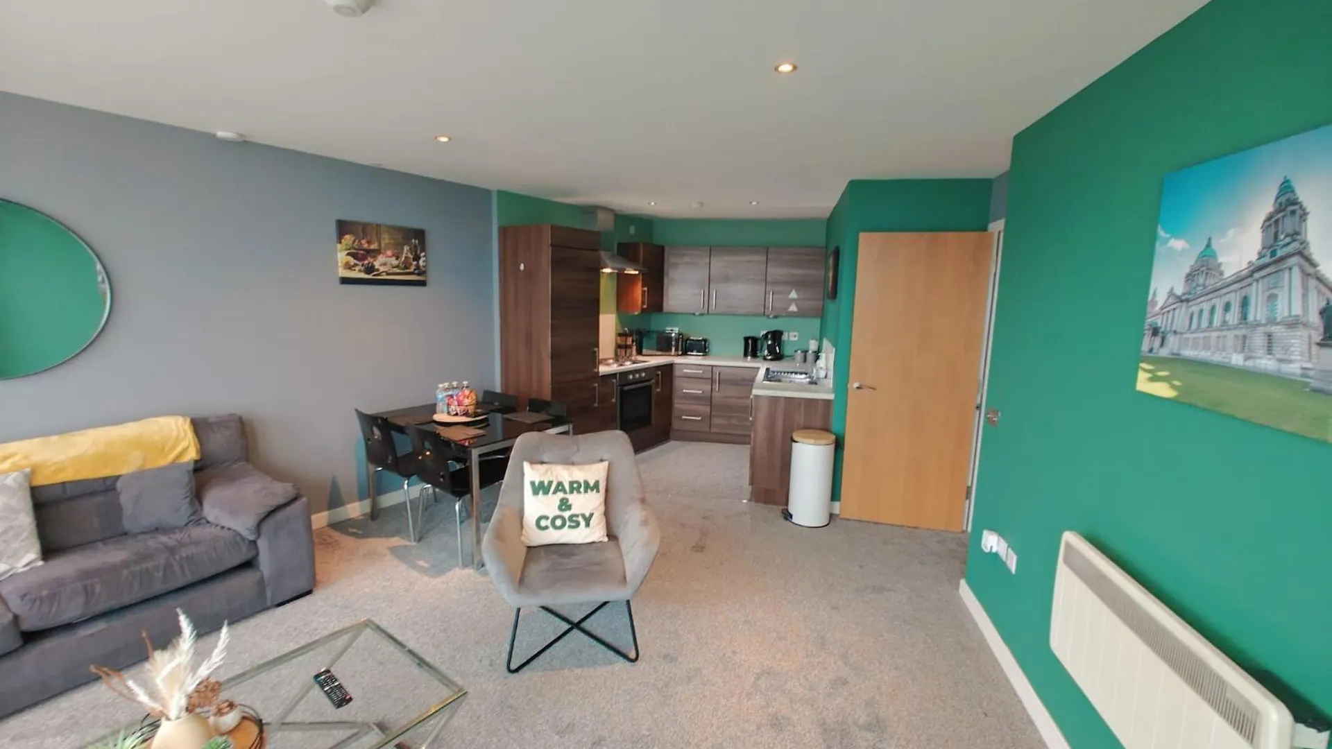 2Br Stunning City Centre Apt 벨파스트 아파트