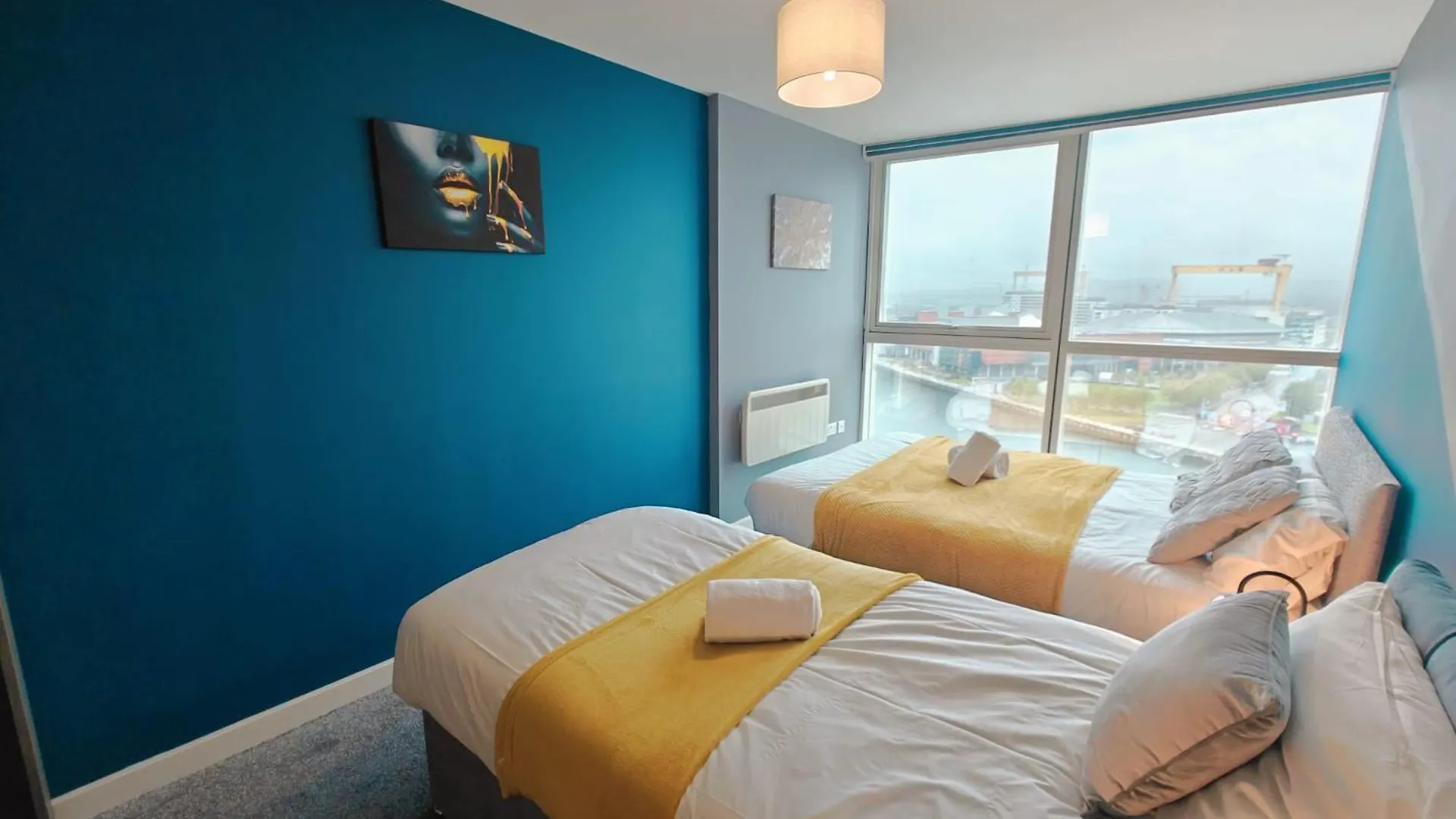 2Br Stunning City Centre Apt 贝尔法斯特 英国